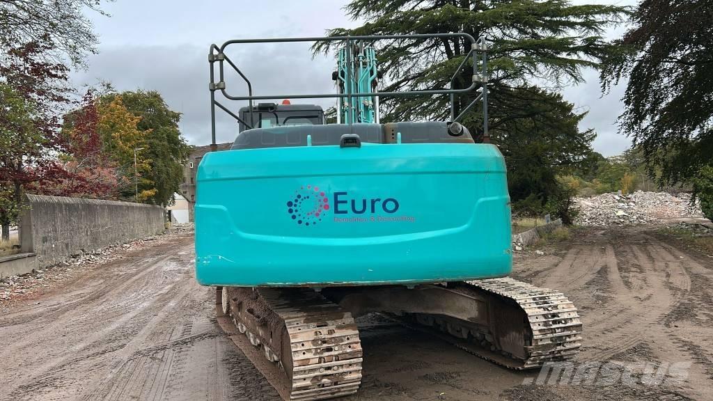 Kobelco SK210LC-10 Escavadoras de rastos