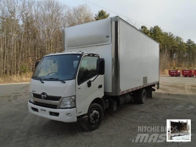 Hino 195 Carrinhas de caixa fechada