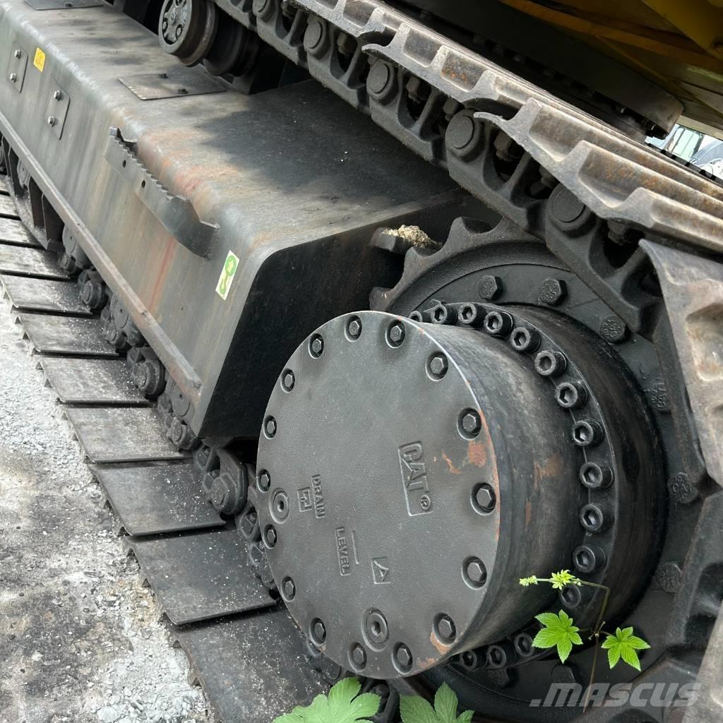 CAT 330D2 Escavadoras de rastos