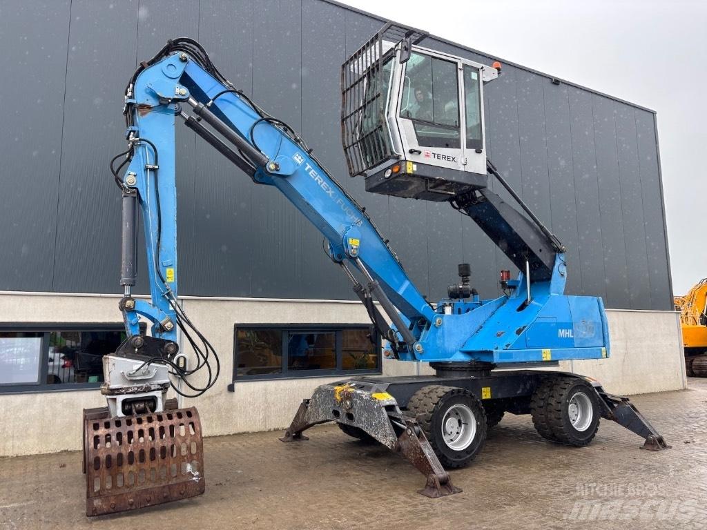 Fuchs MHL 320 D Manipuladores de resíduos / indústria