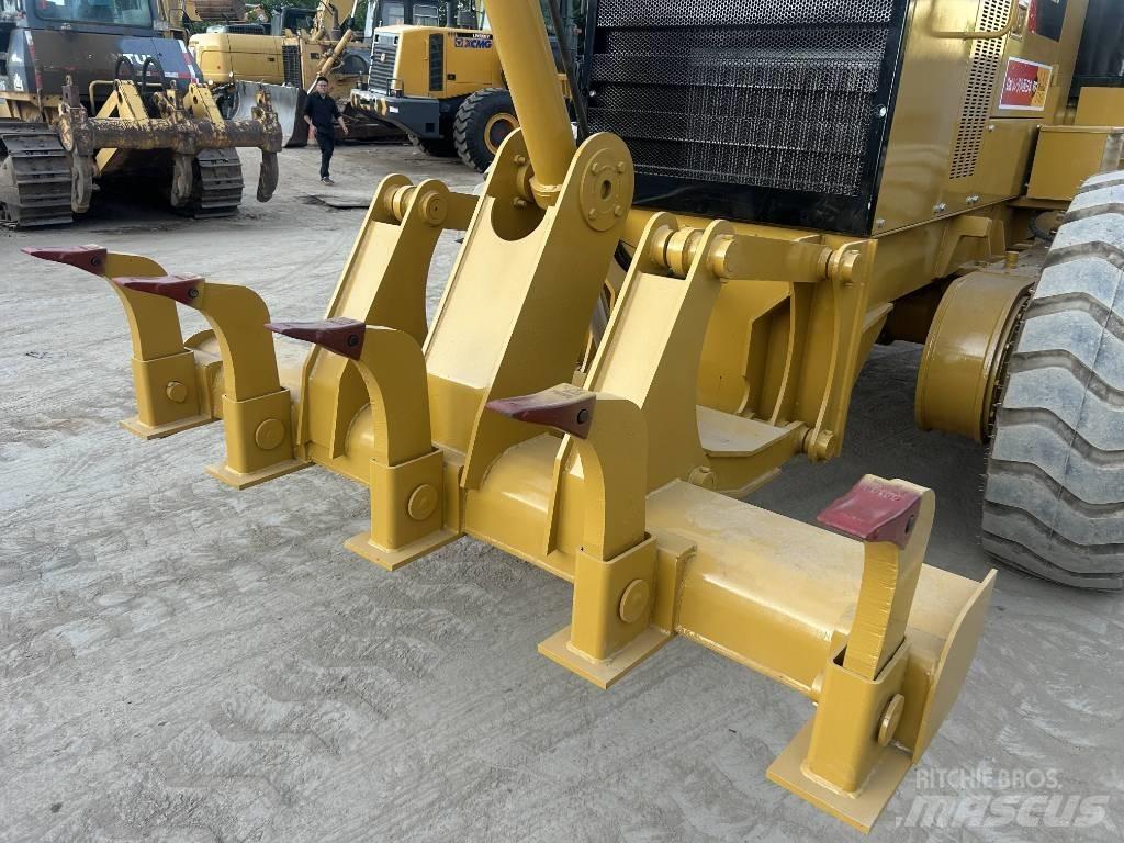 CAT 140 H Motoniveladoras