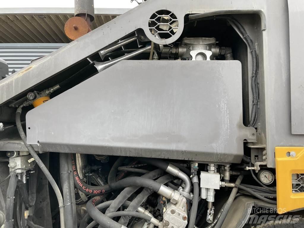 Volvo P6870 ABG Pavimentadoras de asfalto