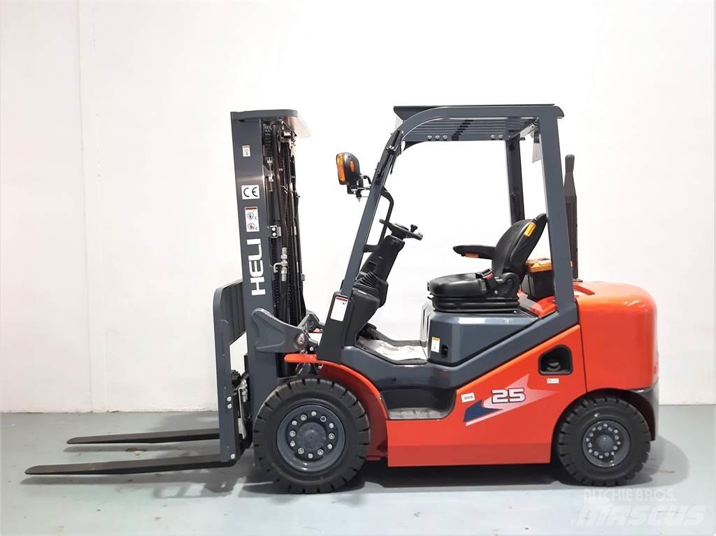 Heli CPCD25 XC26H Empilhadores Diesel