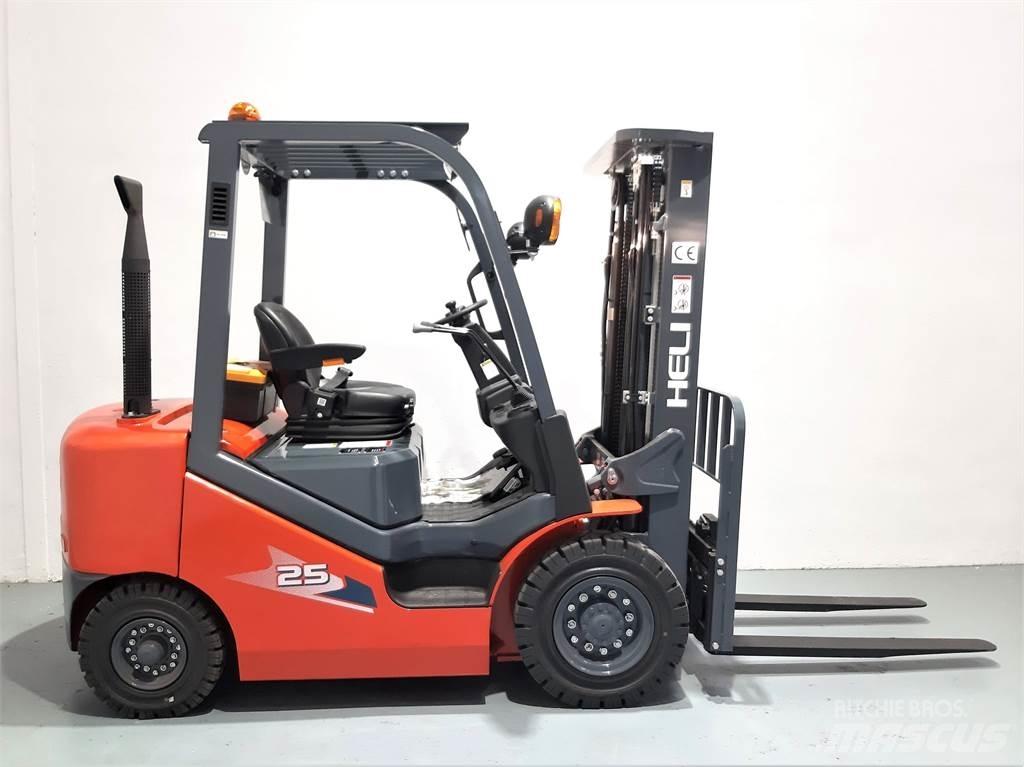 Heli CPCD25 XC26H Empilhadores Diesel