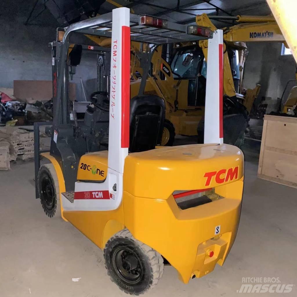 TCM FD 25 Empilhadores Diesel