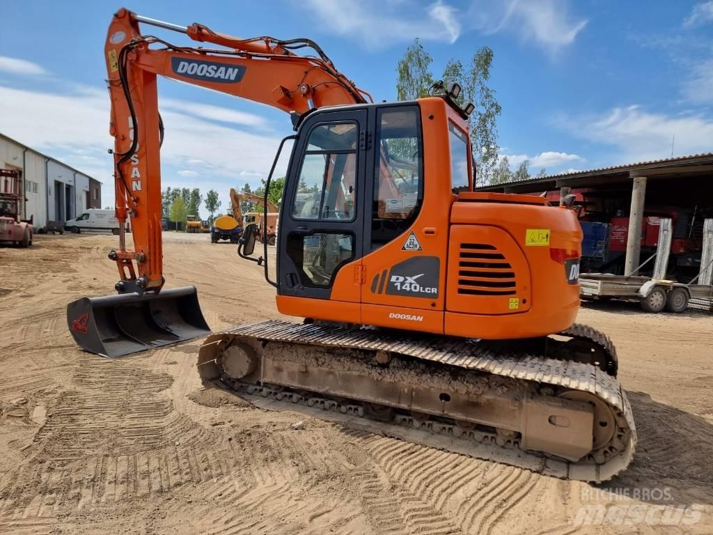 Doosan DX 140 LC-3 Escavadoras de rastos