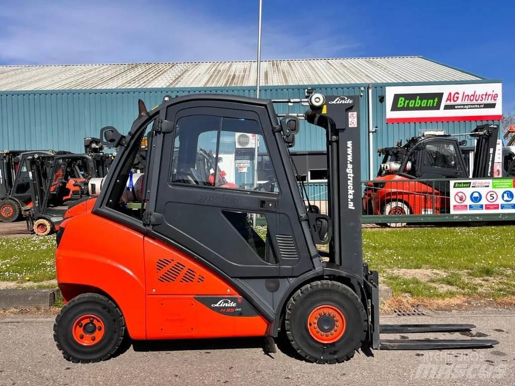 Linde H35T-02 Empilhadores a gás