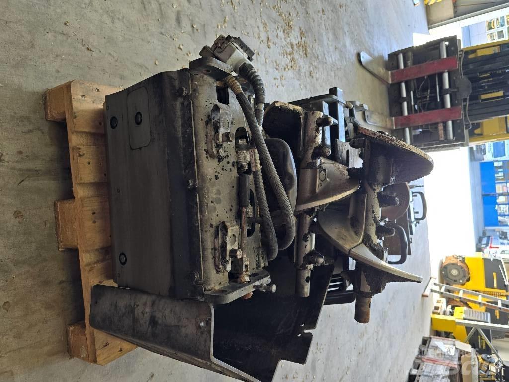 Bomag BF 300 P-2 Pavimentadoras de asfalto