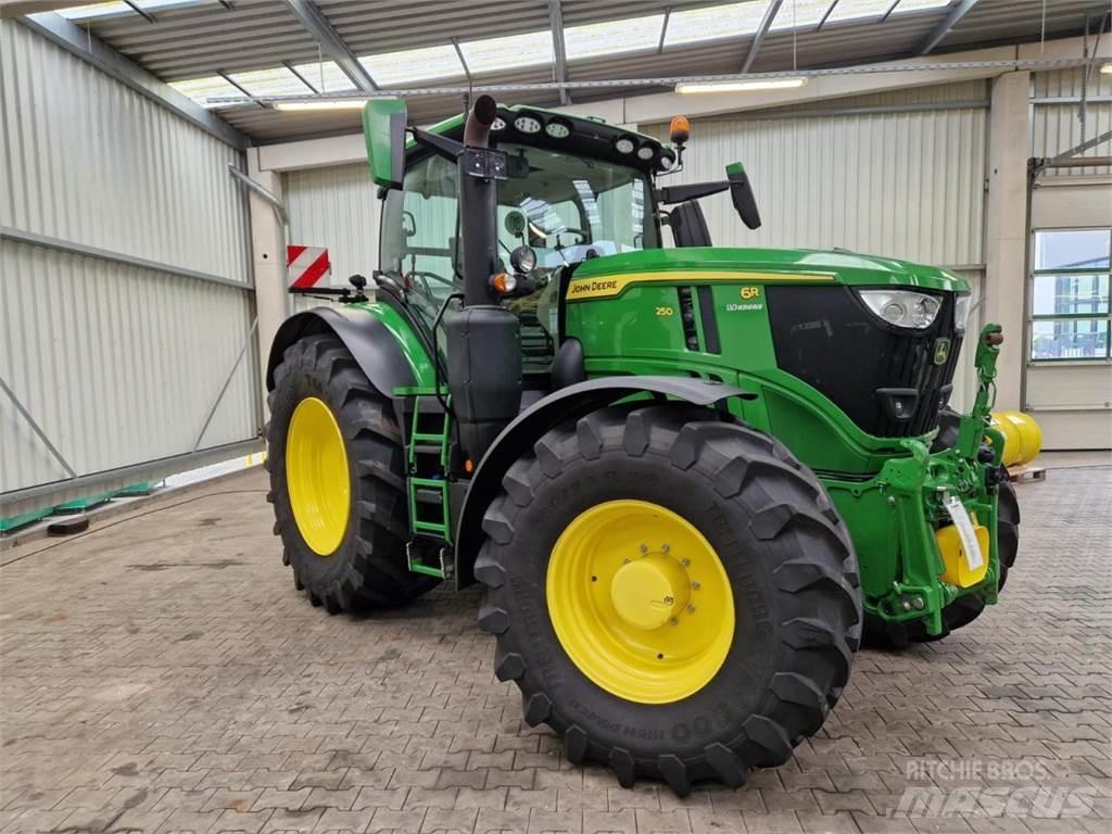 John Deere 6R 250 Tratores Agrícolas usados