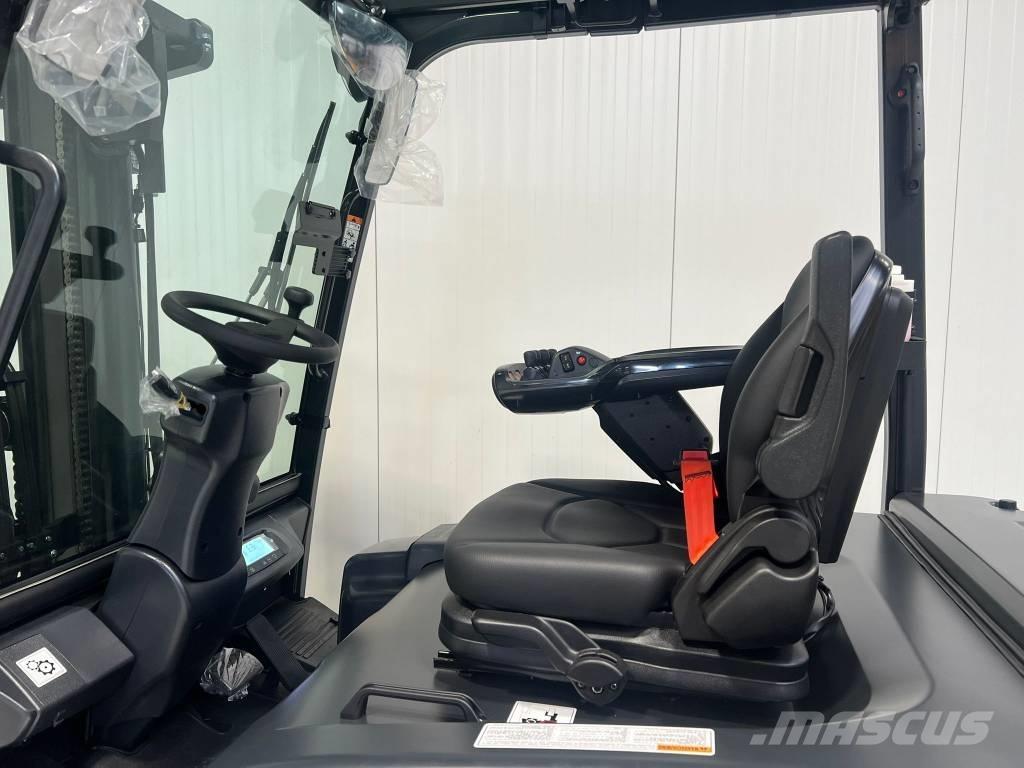 Bobcat B25X-7 PLUS Empilhadores eléctricos