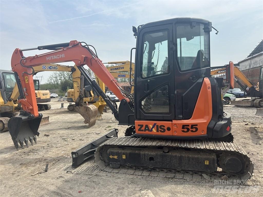 Hitachi ZX55 Mini Escavadoras <7t