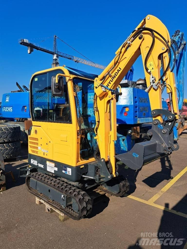 Hyundai R18-9AK Mini Escavadoras <7t