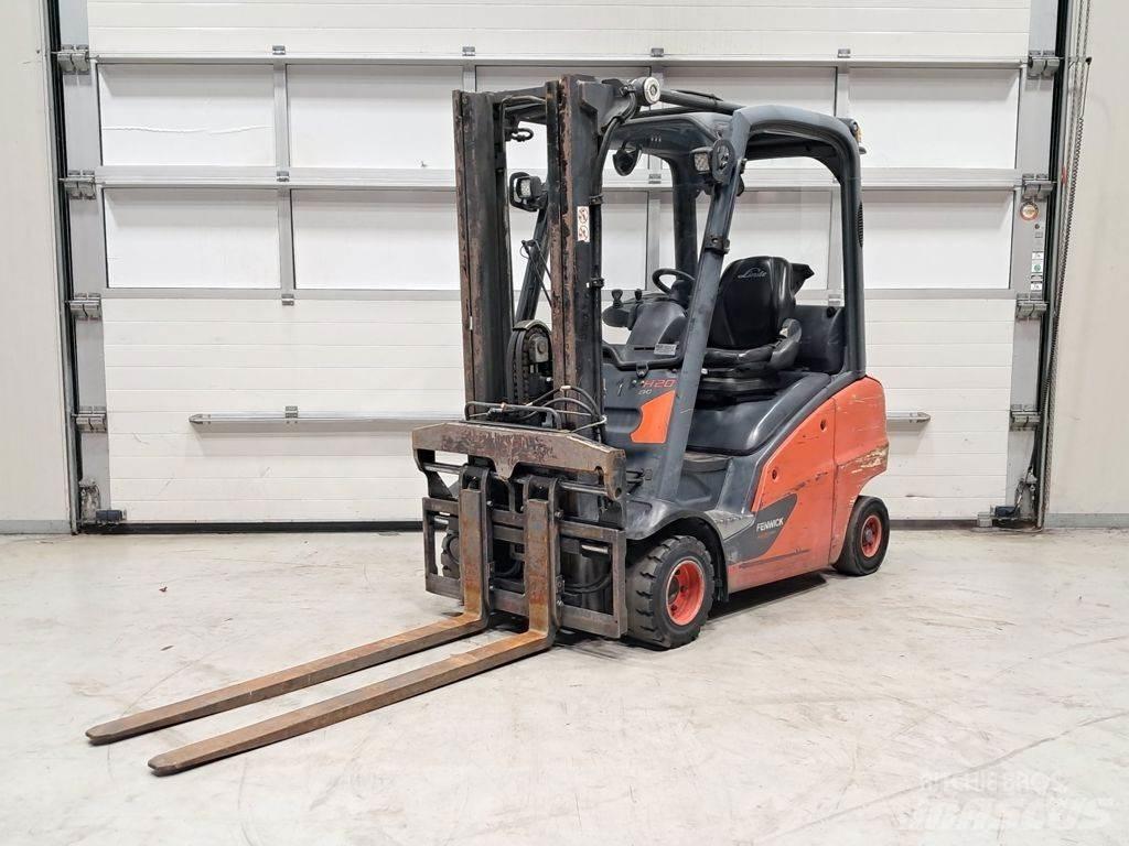Linde H20T-01 Empilhadores a gás