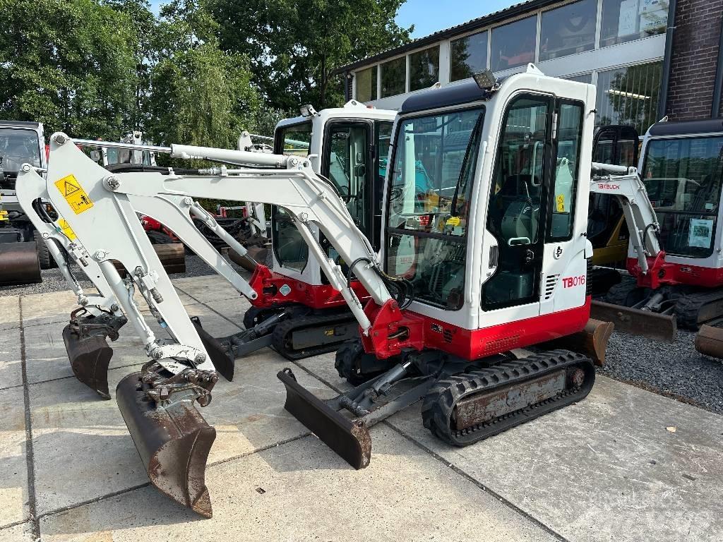 Takeuchi TB 016 R Mini Escavadoras <7t