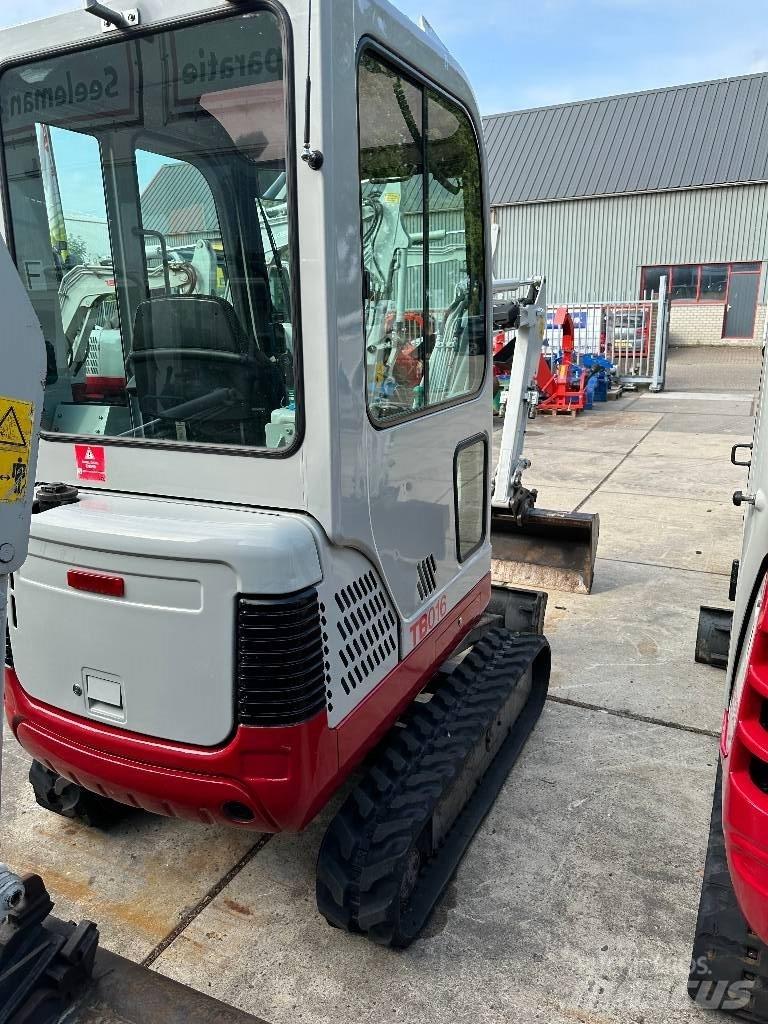 Takeuchi TB 016 R Mini Escavadoras <7t