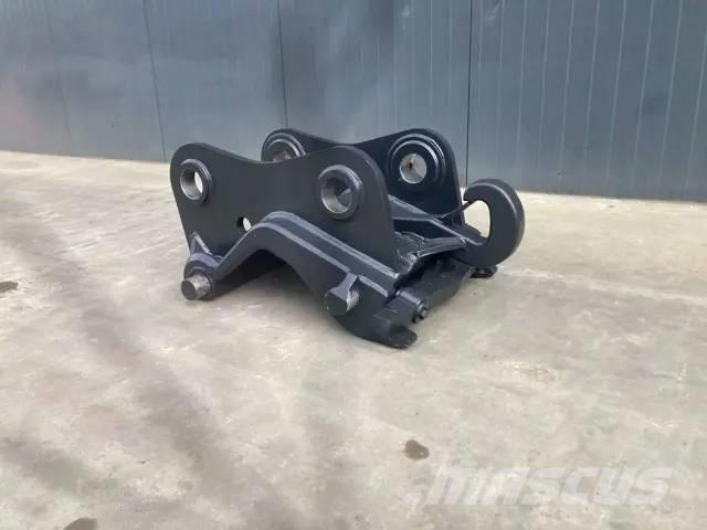  Smitma CW40 - PC210 Conectores