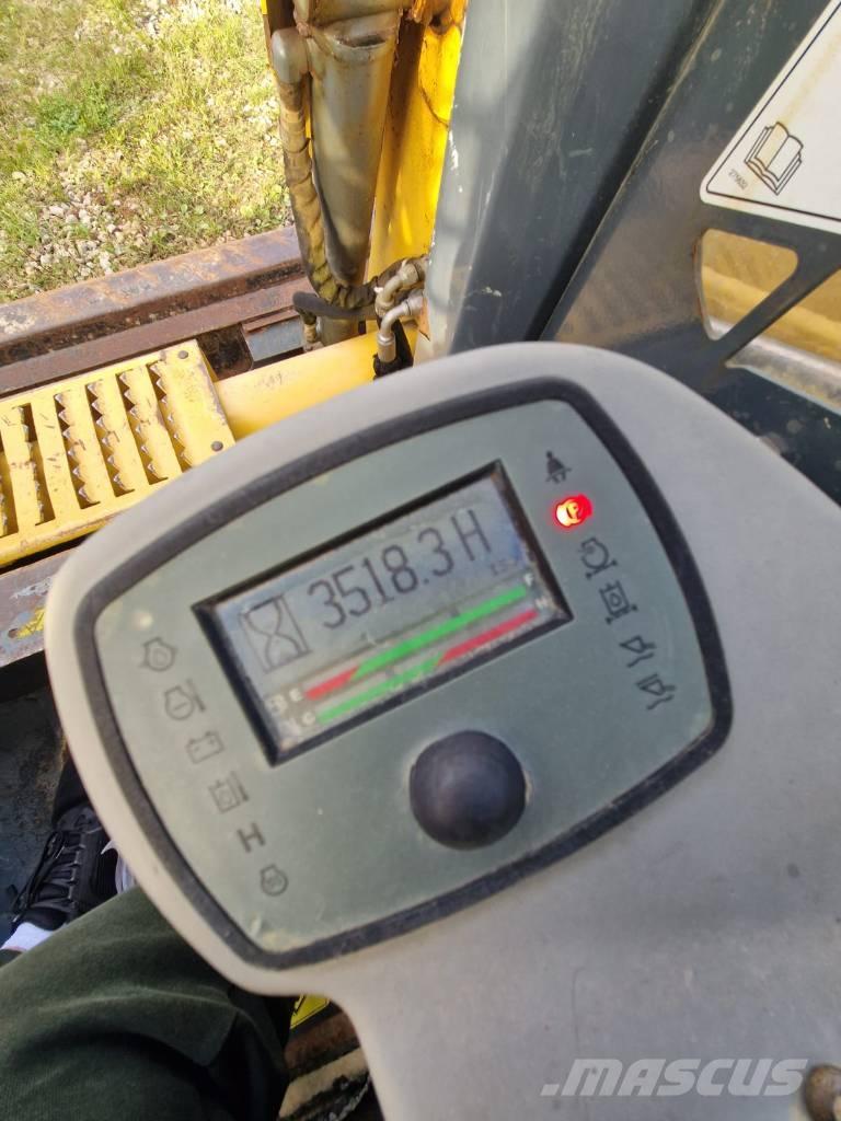 Gehl RT 210 Pás Carregadoras de rastos