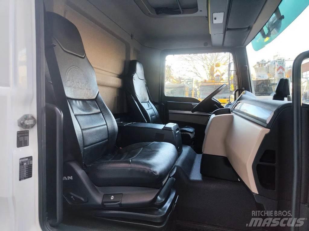 MAN TGL 8.220 4x2 Camiões de chassis e cabine