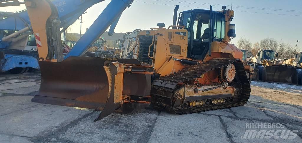 CAT D 6 N LGP Dozers - Tratores rastos