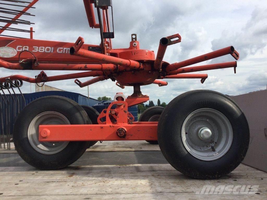 Kuhn GA 3801 GM Gadanheiras-fileiras