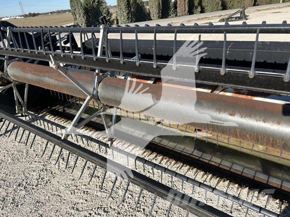 Agco 800 Ceifeiras debulhadoras compactas