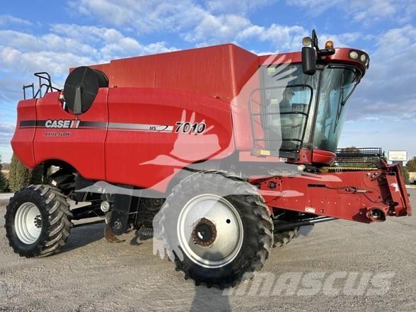 Case IH 7010 Ceifeiras debulhadoras