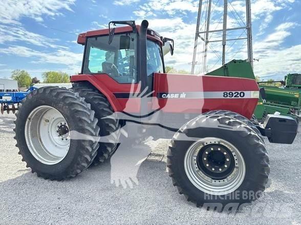 Case IH 8920 Tratores Agrícolas usados