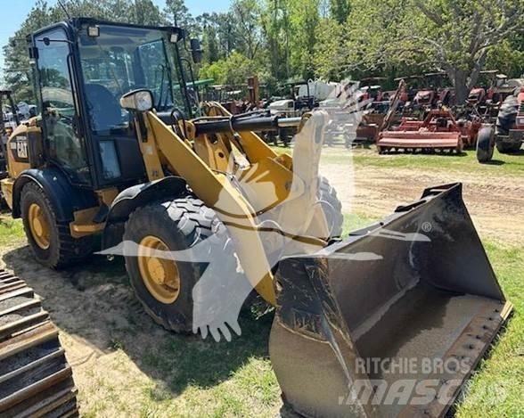 CAT 906M Pás carregadoras de rodas