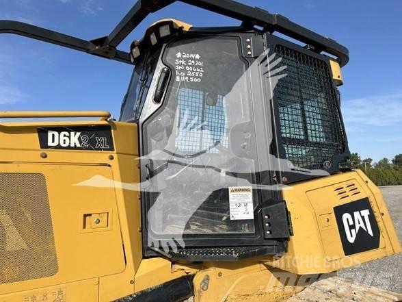 CAT D6K2 LGP Dozers - Tratores rastos