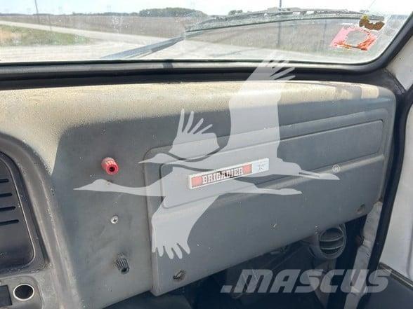 GMC BRIGADIER Tractores (camiões)