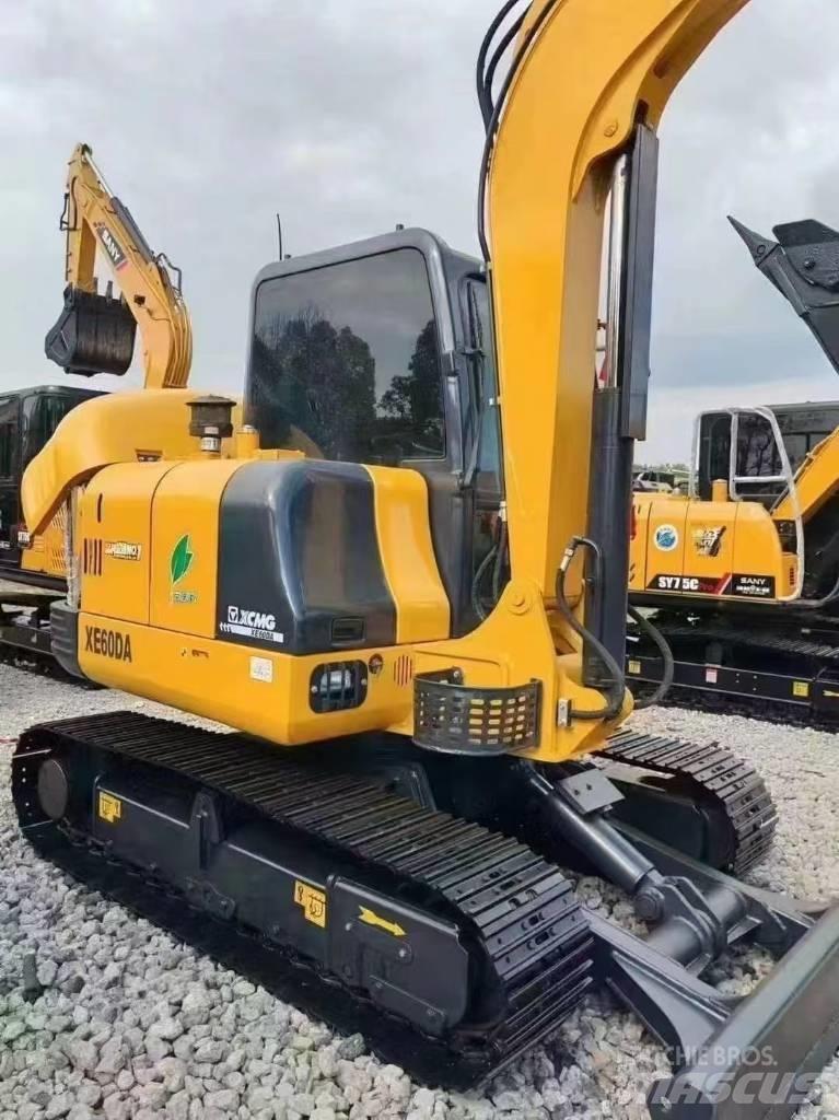 XCMG 60 Escavadoras de rastos