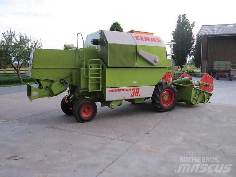 CLAAS Dominator 38 Ceifeiras debulhadoras