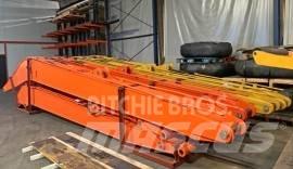 Doosan DX 225 LRA Acessórios Retroescavadoras