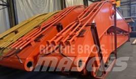 Doosan DX 225 LRA Acessórios Retroescavadoras