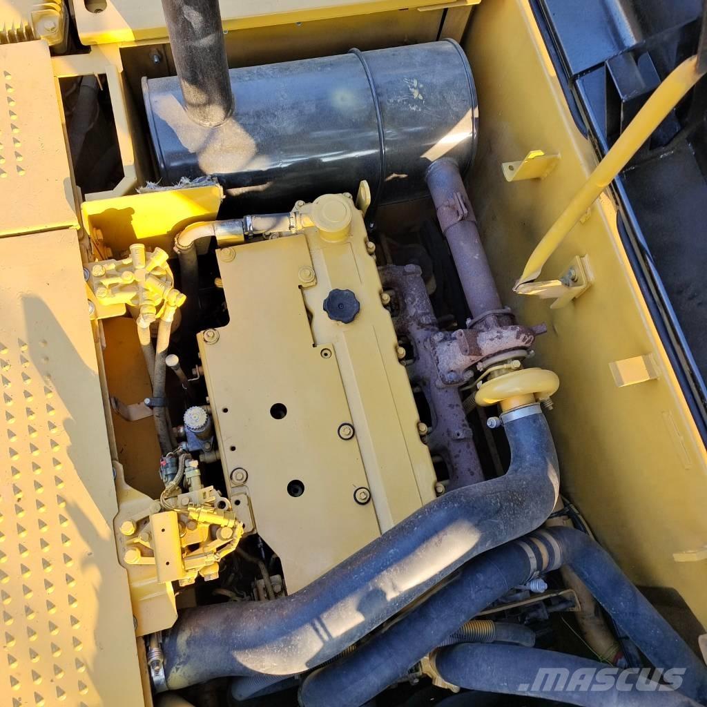 CAT 320 D2 Escavadoras de rastos