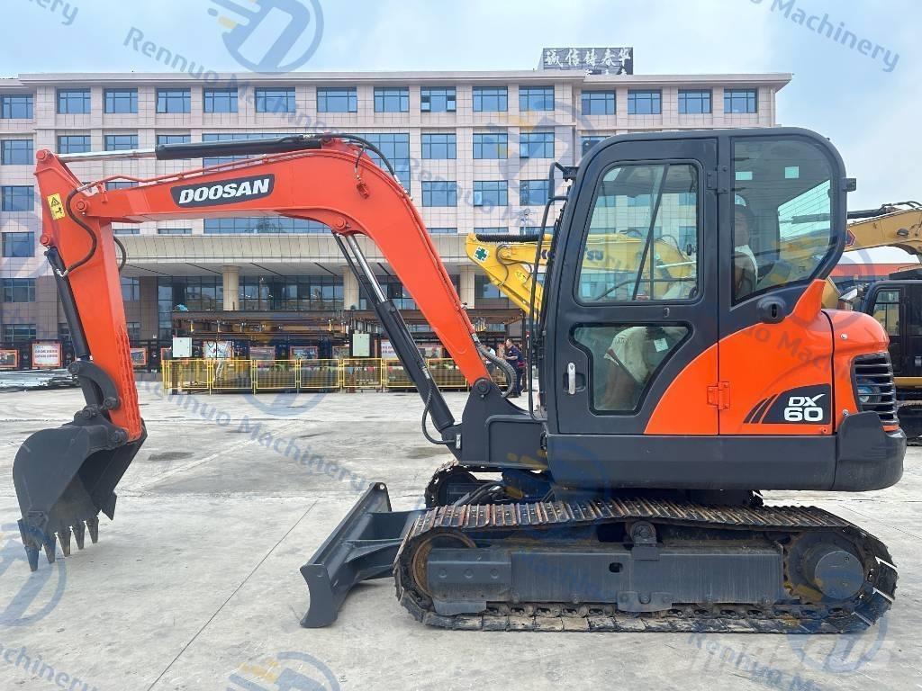 Doosan DX 60 Mini Escavadoras <7t