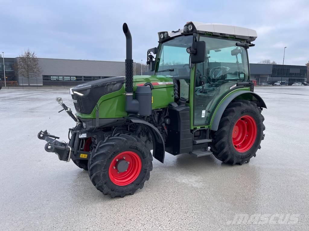 Fendt 208 F Vario Tratores Agrícolas usados