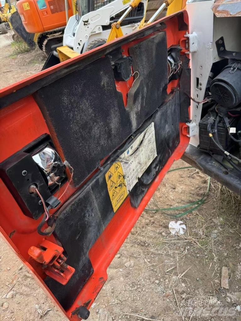 Bobcat S 550 Carregadoras de direcção deslizante