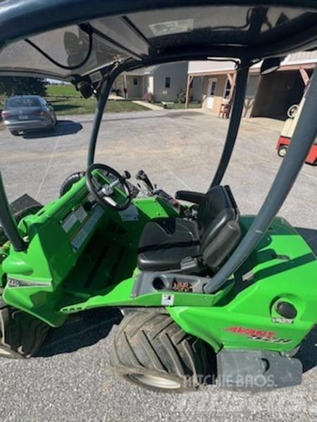 Avant 528 Pás carregadoras de rodas
