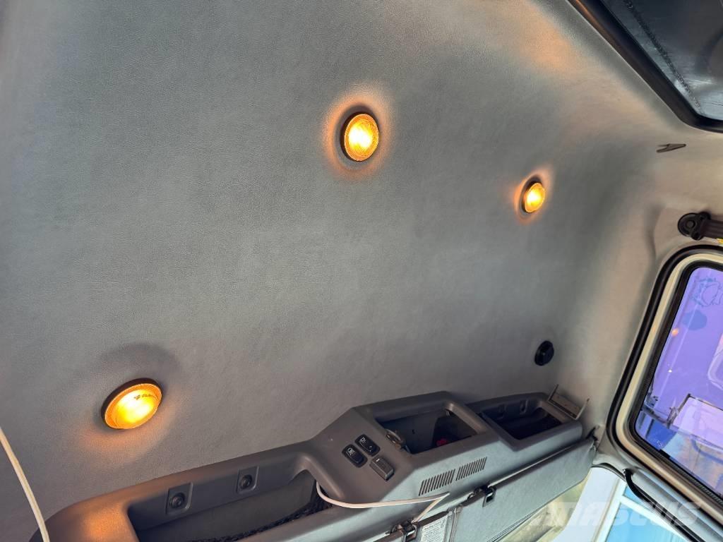 Mack Granite GU 713 Camiões basculantes