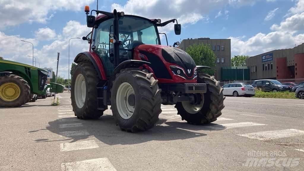 Valtra A105MH4 Tratores Agrícolas usados