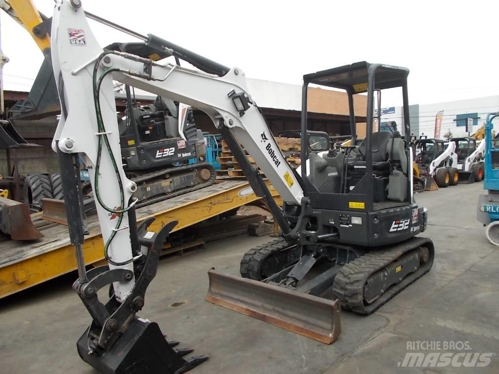 Bobcat E32i Mini Escavadoras <7t