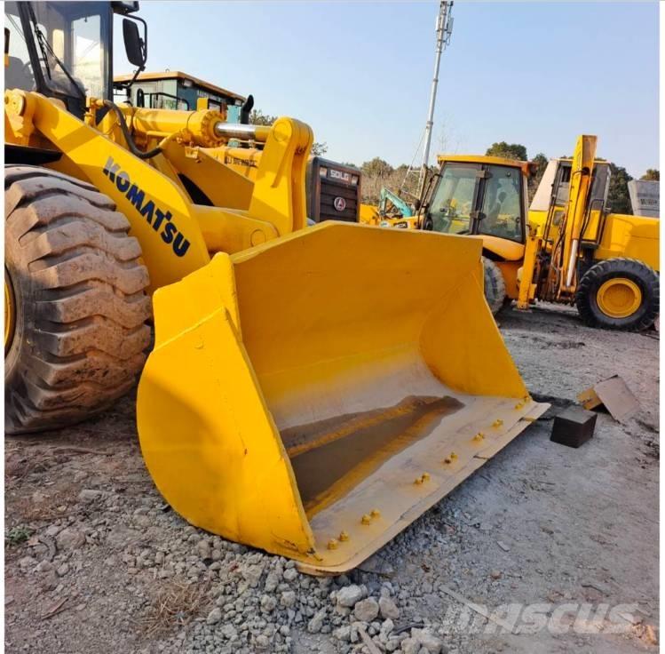 Komatsu WA 470 Pás carregadoras de rodas