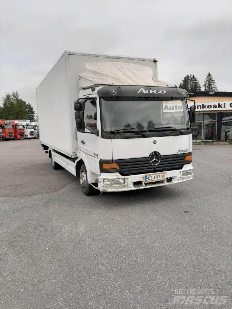 Mercedes-Benz 815 Camiões de caixa fechada