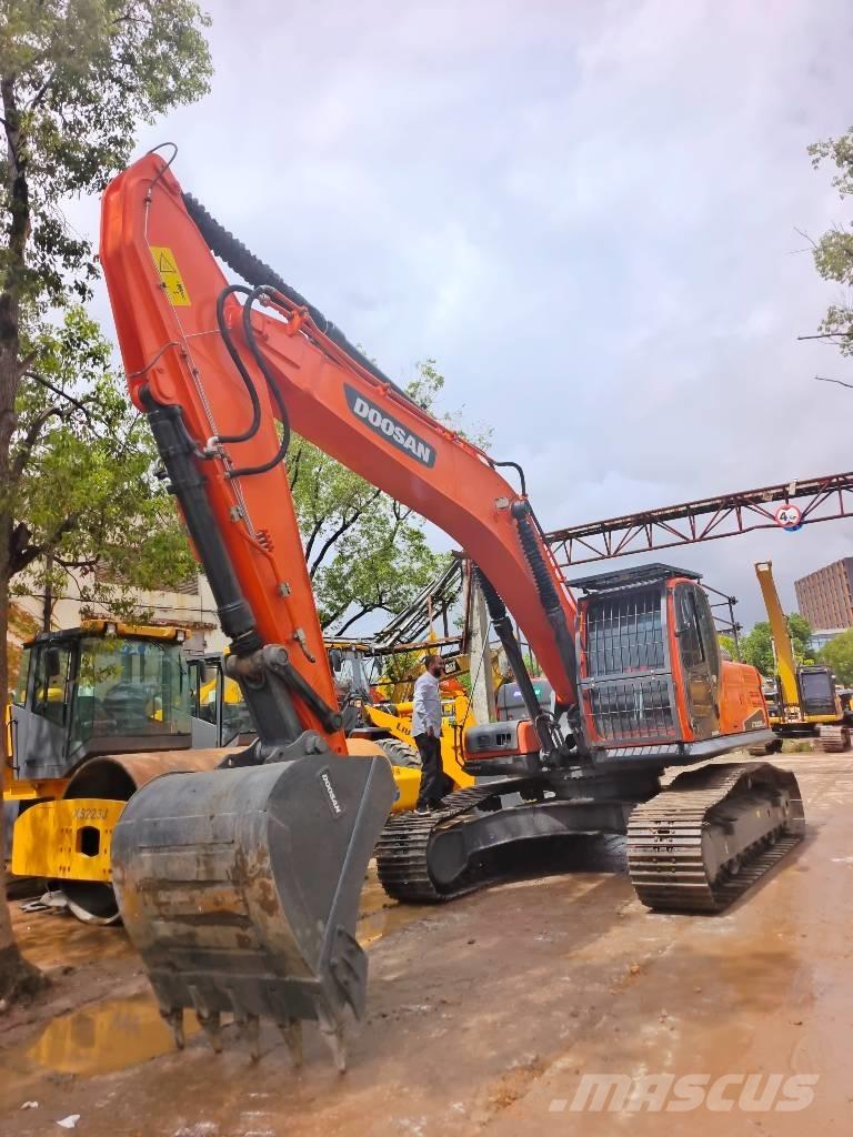 Doosan DX 300LC-9C Escavadoras de rastos