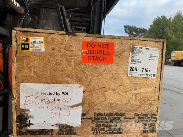 CAT 320 Escavadoras de rastos