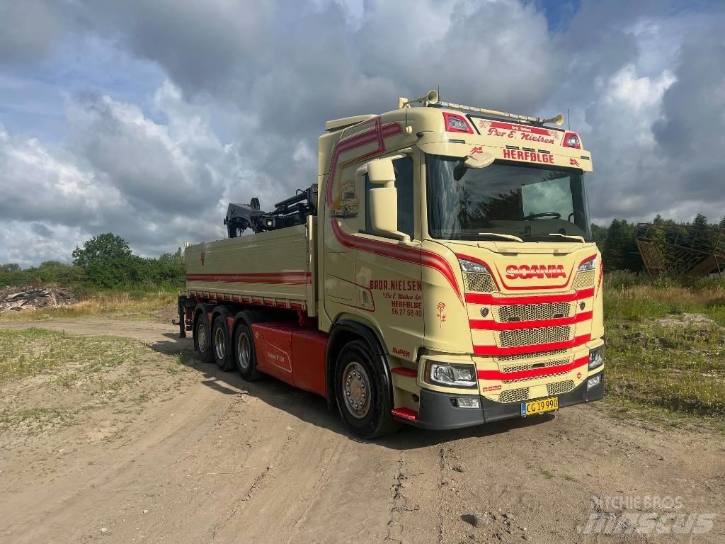 Scania R 520 Tridem Camiões grua