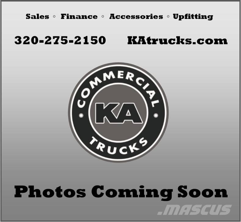 RAM 3500 TRADESMAN Camiões de chassis e cabine