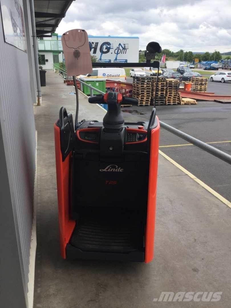 Linde T25FP Self propelled stackers