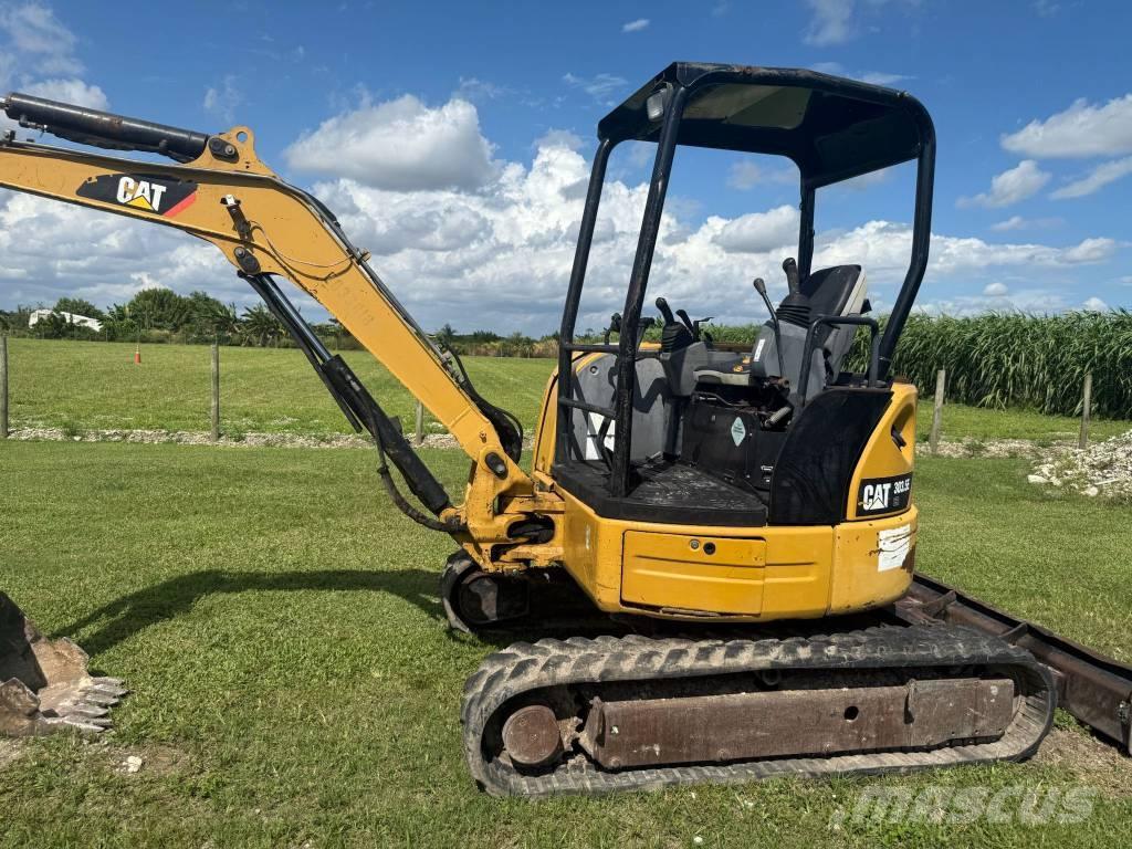 CAT 303.5 E CR Mini Escavadoras <7t